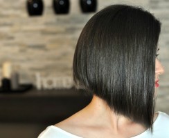 Bob cut hairstyle as a latest trend this season